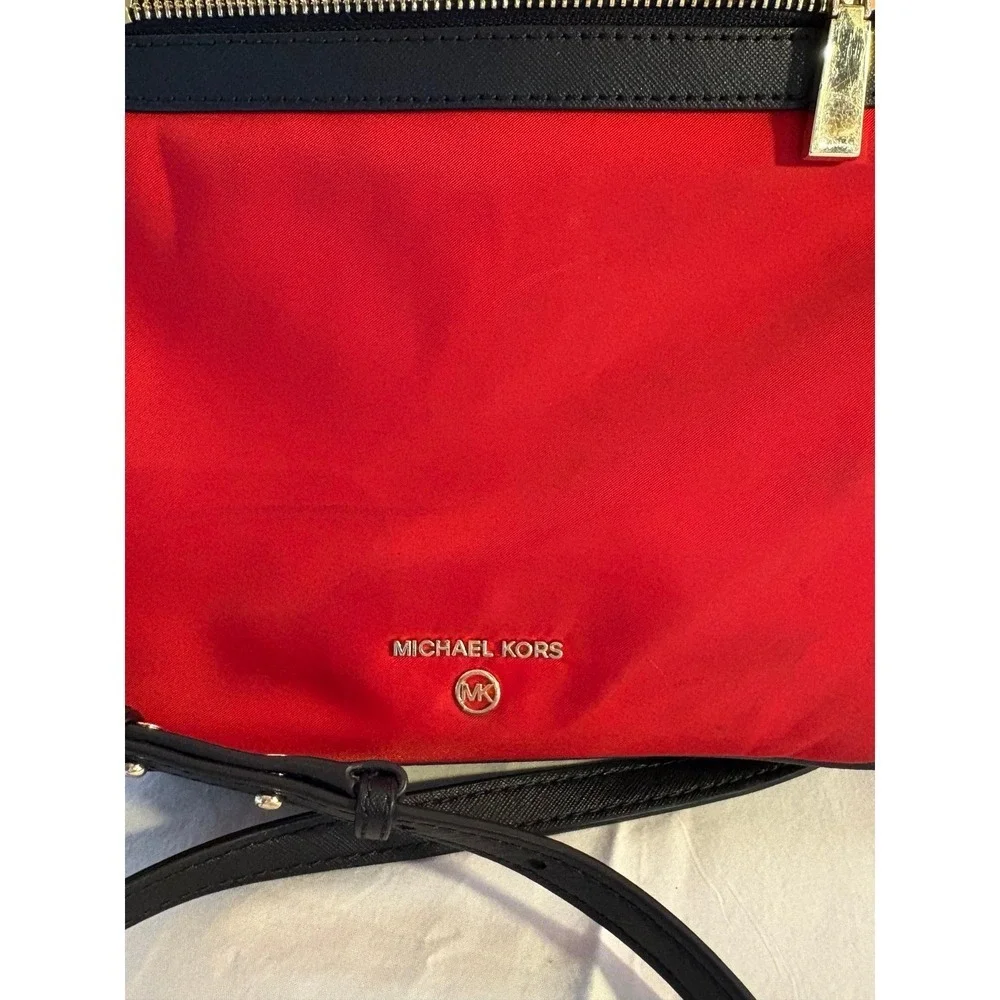 Michael Kors Red Nylon and Black Leather Trim Crossbody Bag Gold Tone‎ Hardware